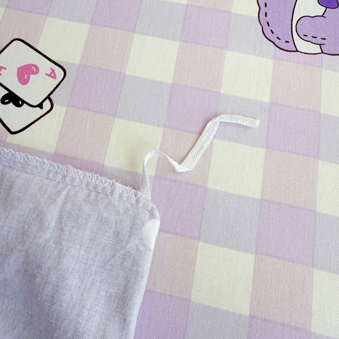 91家纺网 家纺一手货源 找家纺 沐辰 2025新款全棉纯棉三丽鸥学生季系列三四件套 紫格库洛米