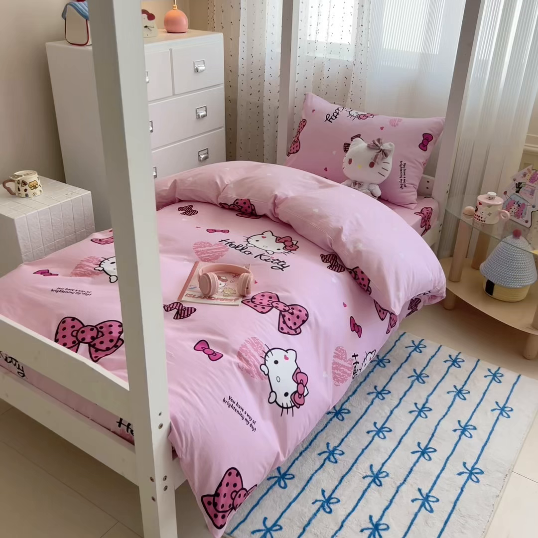 91家纺网 家纺一手货源 找家纺 沐辰 2025新款全棉纯棉三丽鸥学生季系列单床笠单品床笠单件床笠 粉红凯蒂猫