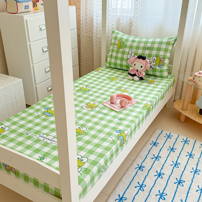 91家纺网 家纺一手货源 找家纺 沐辰 2025新款全棉纯棉三丽鸥学生季系列单床单单品床单单件床单 绿格蛙蛙