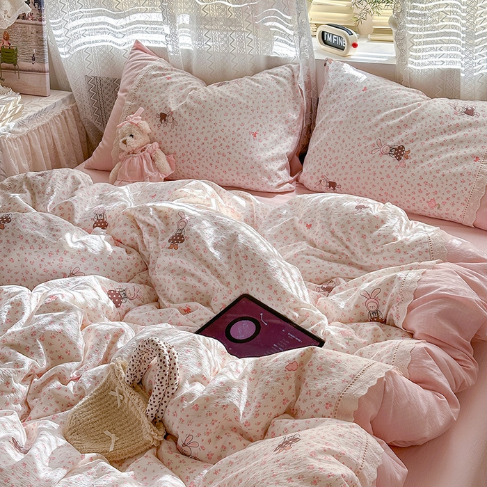 91家纺网 家纺一手货源 找家纺 （总）罗亿家纺 2025新款云感双层纱全棉纯棉镂空花边四件套