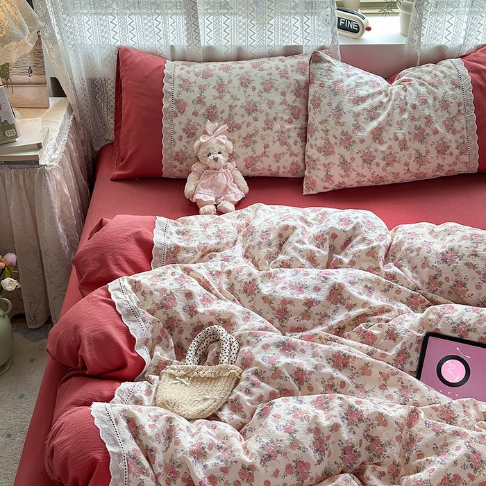 91家纺网 家纺一手货源 找家纺 罗亿家纺 2025新款云感双层纱全棉纯棉镂空花边四件套 梦境-星眠云野