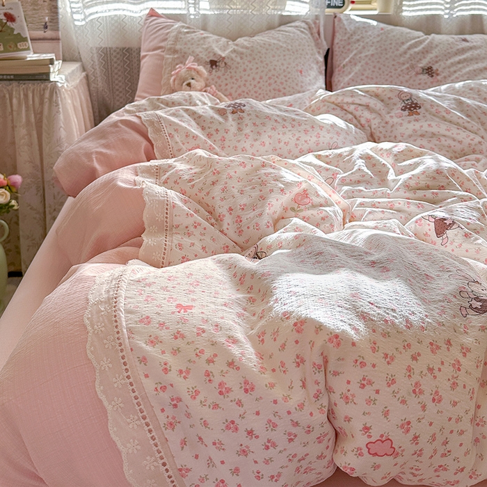 91家纺网 家纺一手货源 找家纺 （总）罗亿家纺 2025新款云感双层纱全棉纯棉镂空花边四件套