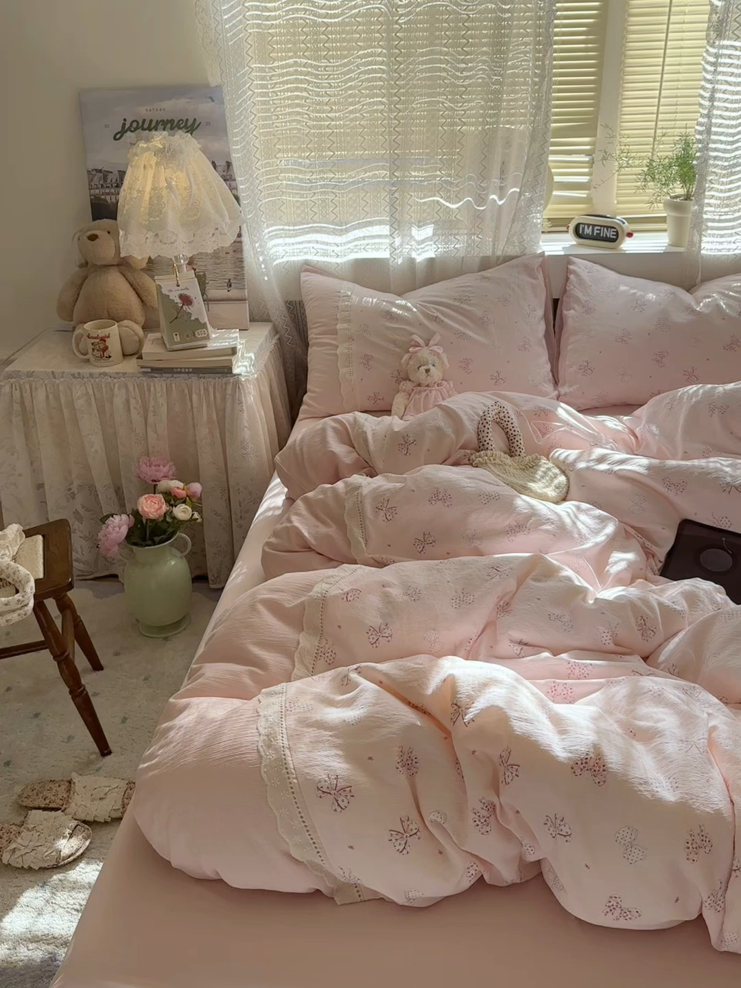 91家纺网 家纺一手货源 找家纺 罗亿家纺 2025新款云感双层纱全棉纯棉镂空花边四件套 梦境-心愿