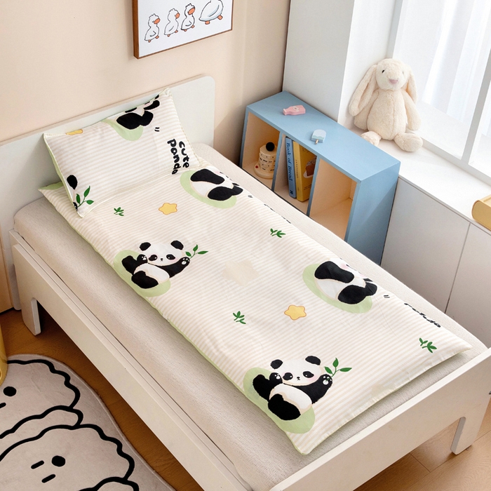 91家纺网 家纺一手货源 找家纺 吉咪兔家纺 2025新款全棉纯棉幼儿园三件套儿童被褥六件套宝宝午睡入园婴儿床床上用品 格子熊猫