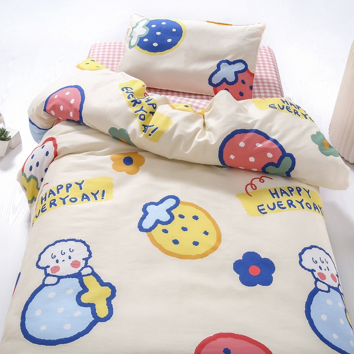 91家纺网 家纺一手货源 找家纺 吉咪兔家纺 2025新款全棉纯棉幼儿园三件套儿童被褥六件套宝宝午睡入园婴儿床床上用品 奶油草莓