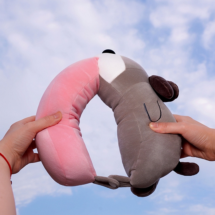 91家纺网 家纺一手货源 找家纺 （总）仟亿莱2025新款长舌狗系列趣味U枕