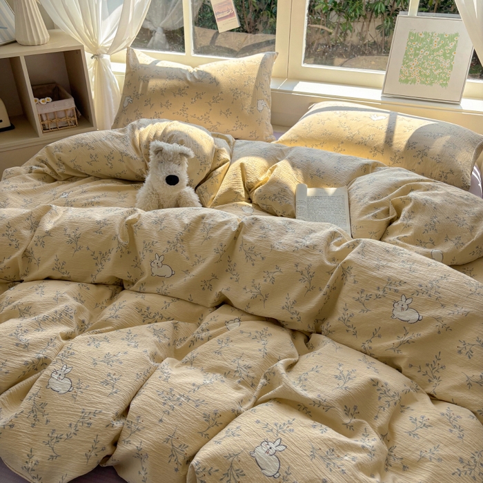 91家纺网 家纺一手货源 找家纺 耀达家居 2025新款木棉A类有氧双层纱四件套小清新碎花床单宿舍三件套 安琪拉