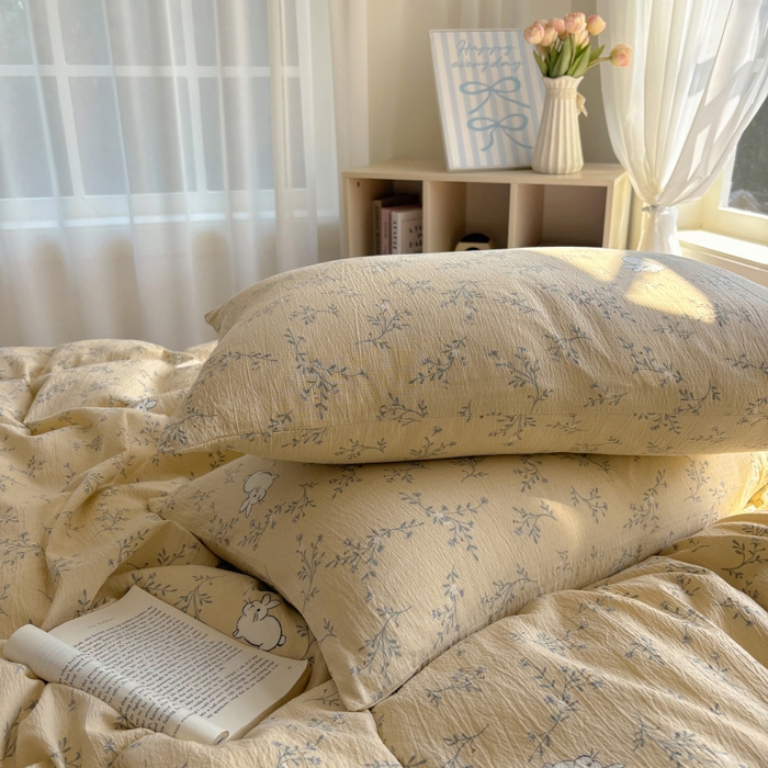 91家纺网 家纺一手货源 找家纺 耀达家居 2025新款木棉A类有氧双层纱四件套小清新碎花床单宿舍三件套 安琪拉