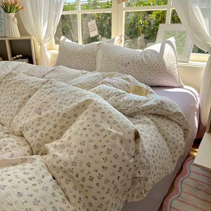 91家纺网 家纺一手货源 找家纺 耀达家居 2025新款木棉A类有氧双层纱四件套小清新碎花床单宿舍三件套 朵拉