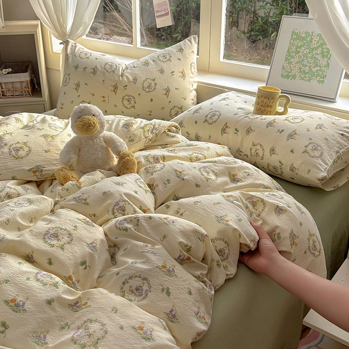 91家纺网 家纺一手货源 找家纺 耀达家居 2025新款木棉A类有氧双层纱四件套小清新碎花床单宿舍三件套 花田