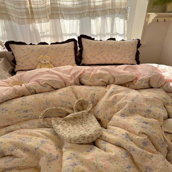 91家纺网 家纺一手货源 找家纺 顾里家纺 2025新款韩系花边皱皱纱四件套 夕雾漫语