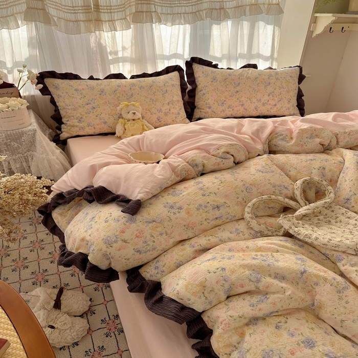 91家纺网 家纺一手货源 找家纺 顾里家纺 2025新款韩系花边皱皱纱四件套 夕雾漫语