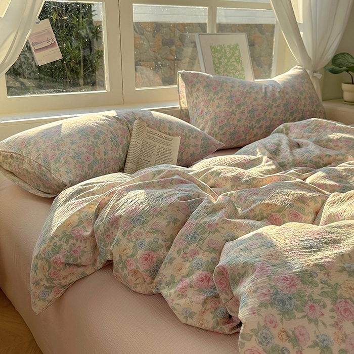 91家纺网 家纺一手货源 找家纺 耀达家居 2025新款木棉A类有氧双层纱四件套小清新碎花床单宿舍三件套 情书