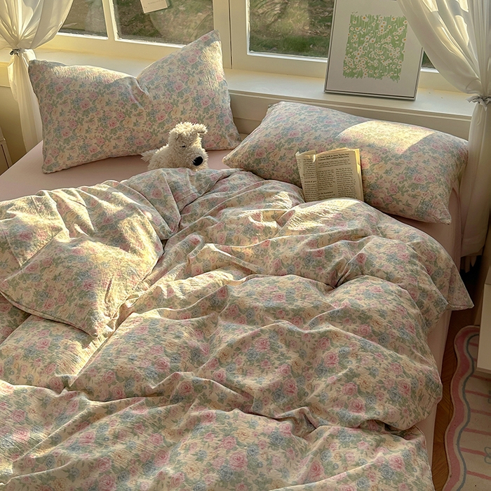 91家纺网 家纺一手货源 找家纺 耀达家居 2025新款木棉A类有氧双层纱四件套小清新碎花床单宿舍三件套 情书