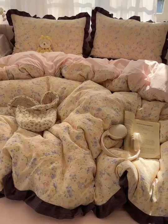 91家纺网 家纺一手货源 找家纺 顾里家纺 2025新款韩系花边皱皱纱四件套 夕雾漫语