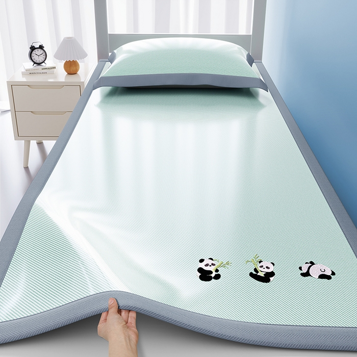 91家纺网 家纺一手货源 找家纺 眠多宝 2025新款凉感冰丝席凉席-白熊日记 极光青