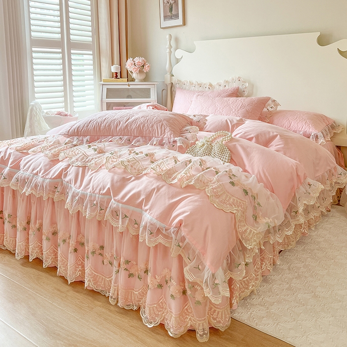 91家纺网 家纺一手货源 找家纺 网红馆 2025新款蕾丝花边全棉床裙四件套晨暮花间系列 粉色