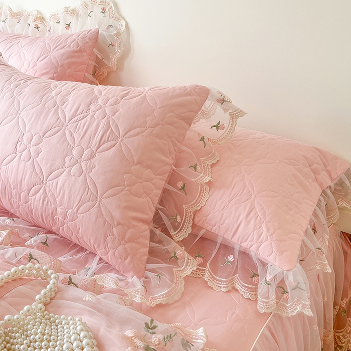 91家纺网 家纺一手货源 找家纺 网红馆 2025新款蕾丝花边全棉床裙四件套晨暮花间系列 粉色