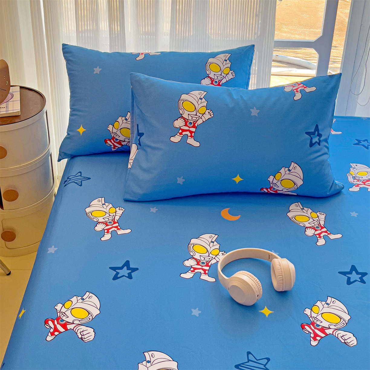 91家纺网 家纺一手货源 找家纺 （总）名兮家居 2025新款全棉纯棉13372经典奥特曼-三丽鸥成人床床笠单件单床笠【含防伪标】