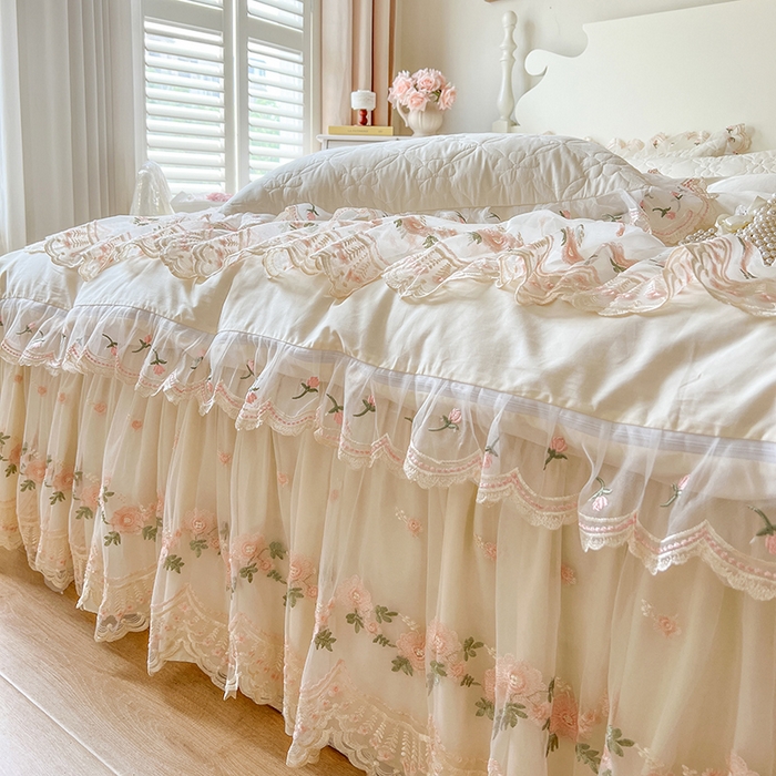 91家纺网 家纺一手货源 找家纺 网红馆 2025新款蕾丝花边全棉床裙四件套晨暮花间系列 米色