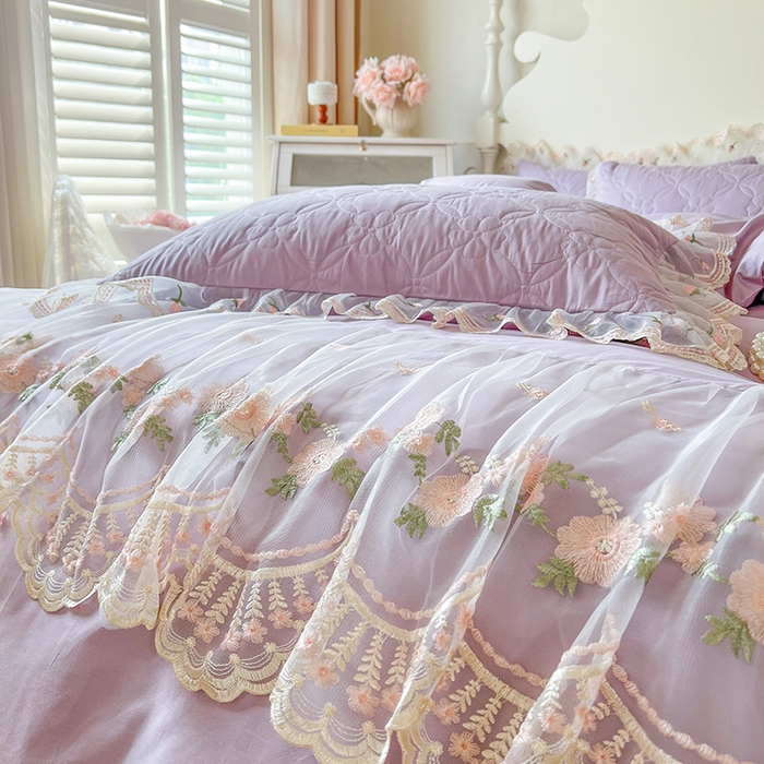 91家纺网 家纺一手货源 找家纺 网红馆 2025新款蕾丝花边全棉床裙四件套晨暮花间系列 浅紫