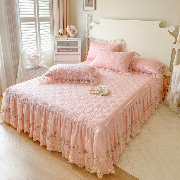 91家纺网 家纺一手货源 找家纺 网红馆 2025新款蕾丝花边全棉床裙晨暮花间系列 粉色