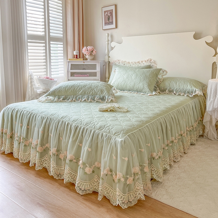 91家纺网 家纺一手货源 找家纺 网红馆 2025新款蕾丝花边全棉床裙晨暮花间系列 麦绿