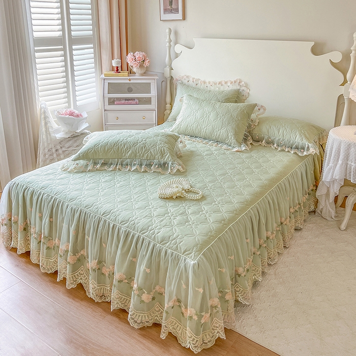 91家纺网 家纺一手货源 找家纺 网红馆 2025新款蕾丝花边全棉床裙晨暮花间系列 麦绿