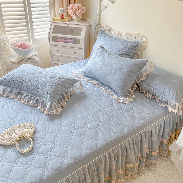 91家纺网 家纺一手货源 找家纺 网红馆 2025新款蕾丝花边全棉床裙晨暮花间系列 雾蓝