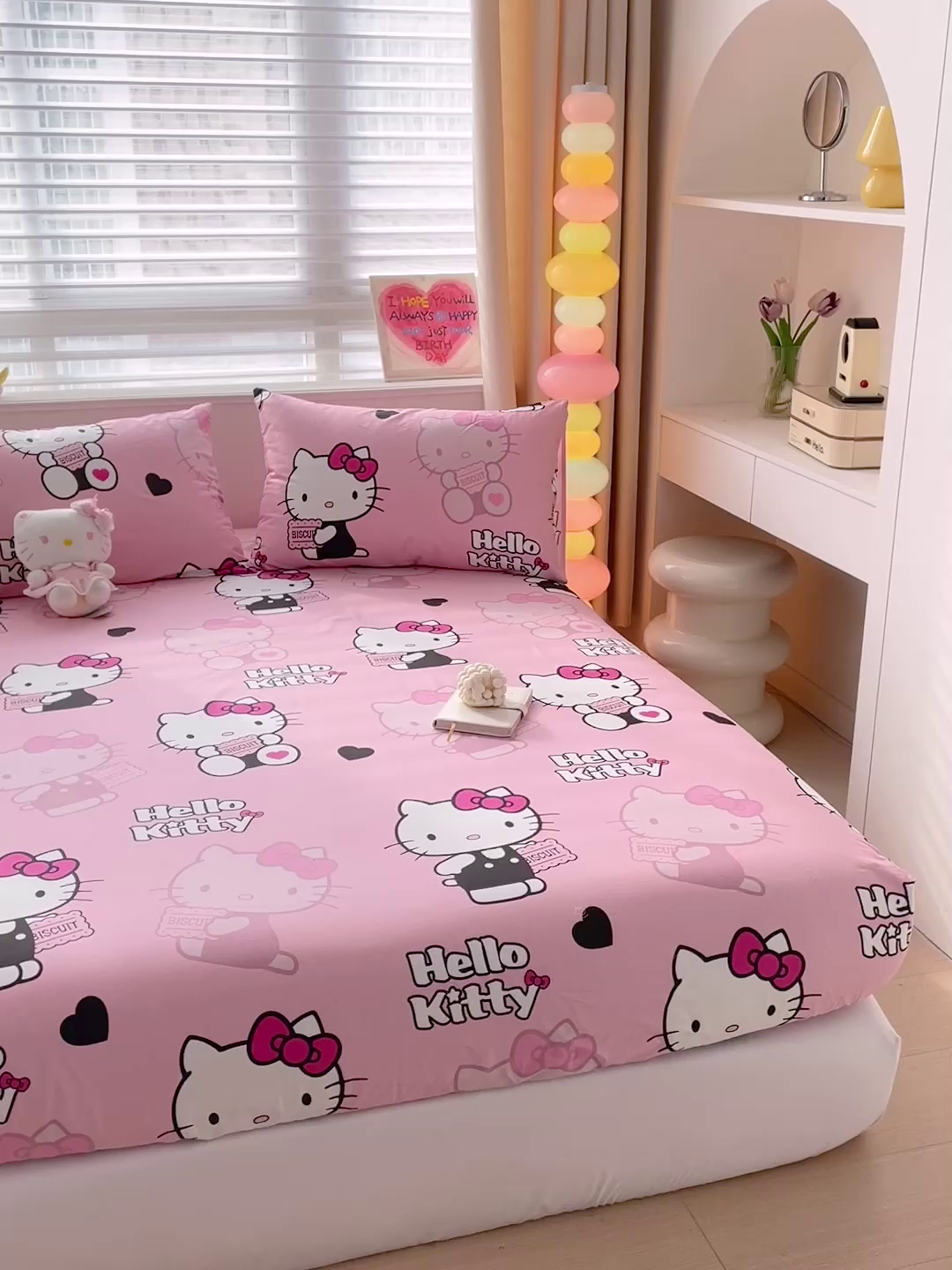 91家纺网 家纺一手货源 找家纺 名兮家居 2025新款全棉纯棉13372经典奥特曼-三丽鸥成人床床笠单件单床笠【含防伪标】 爱心kt