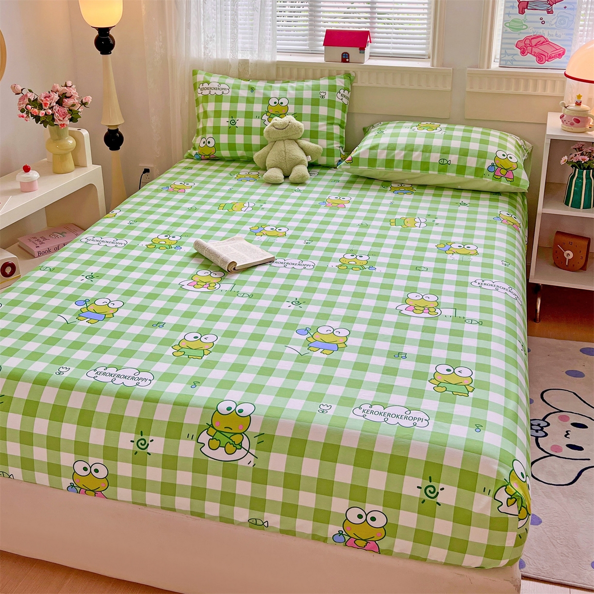 91家纺网 家纺一手货源 找家纺 名兮家居 2025新款全棉纯棉13372经典奥特曼-三丽鸥成人床床笠单件单床笠【含防伪标】 格子大眼蛙