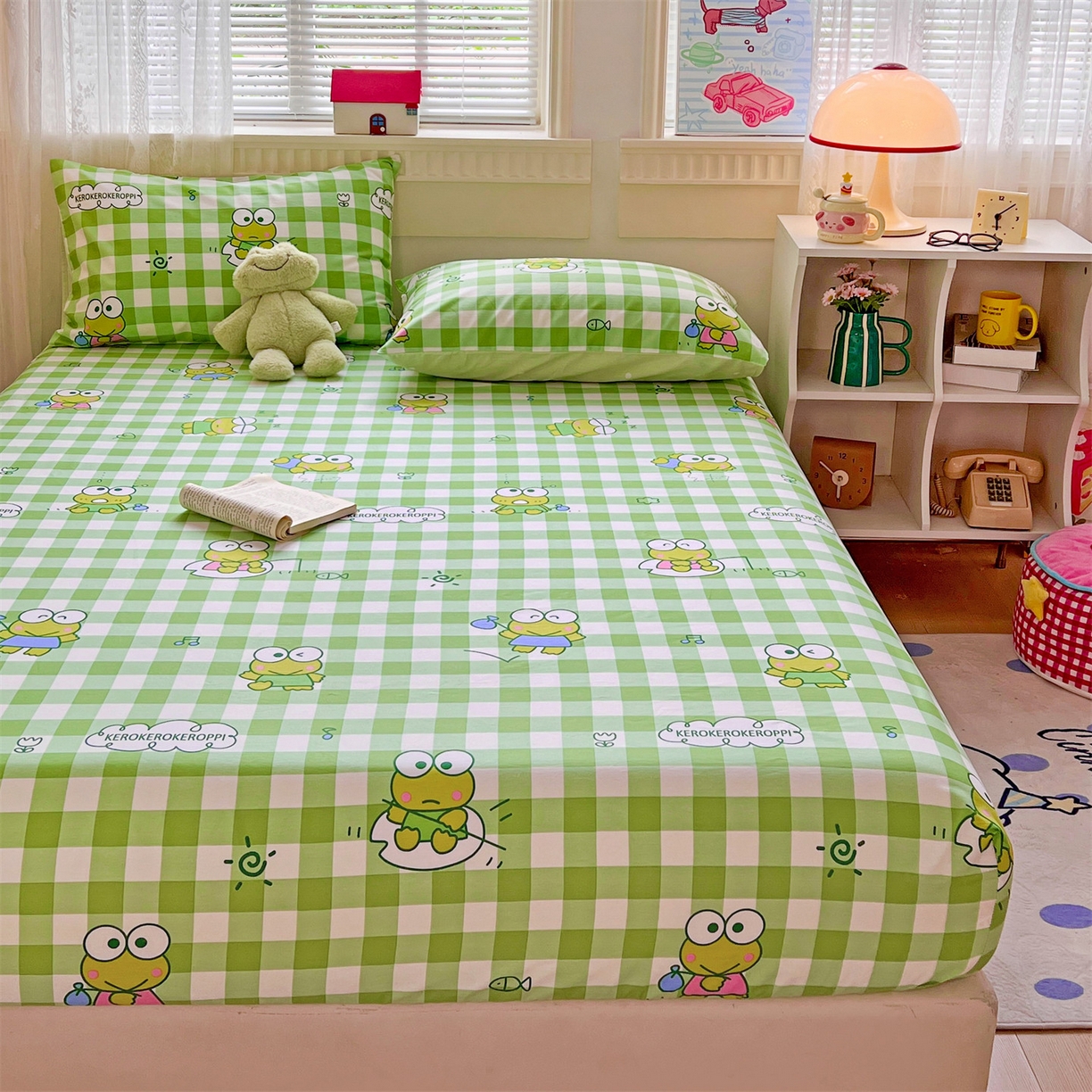 91家纺网 家纺一手货源 找家纺 名兮家居 2025新款全棉纯棉13372经典奥特曼-三丽鸥成人床床笠单件单床笠【含防伪标】 格子大眼蛙