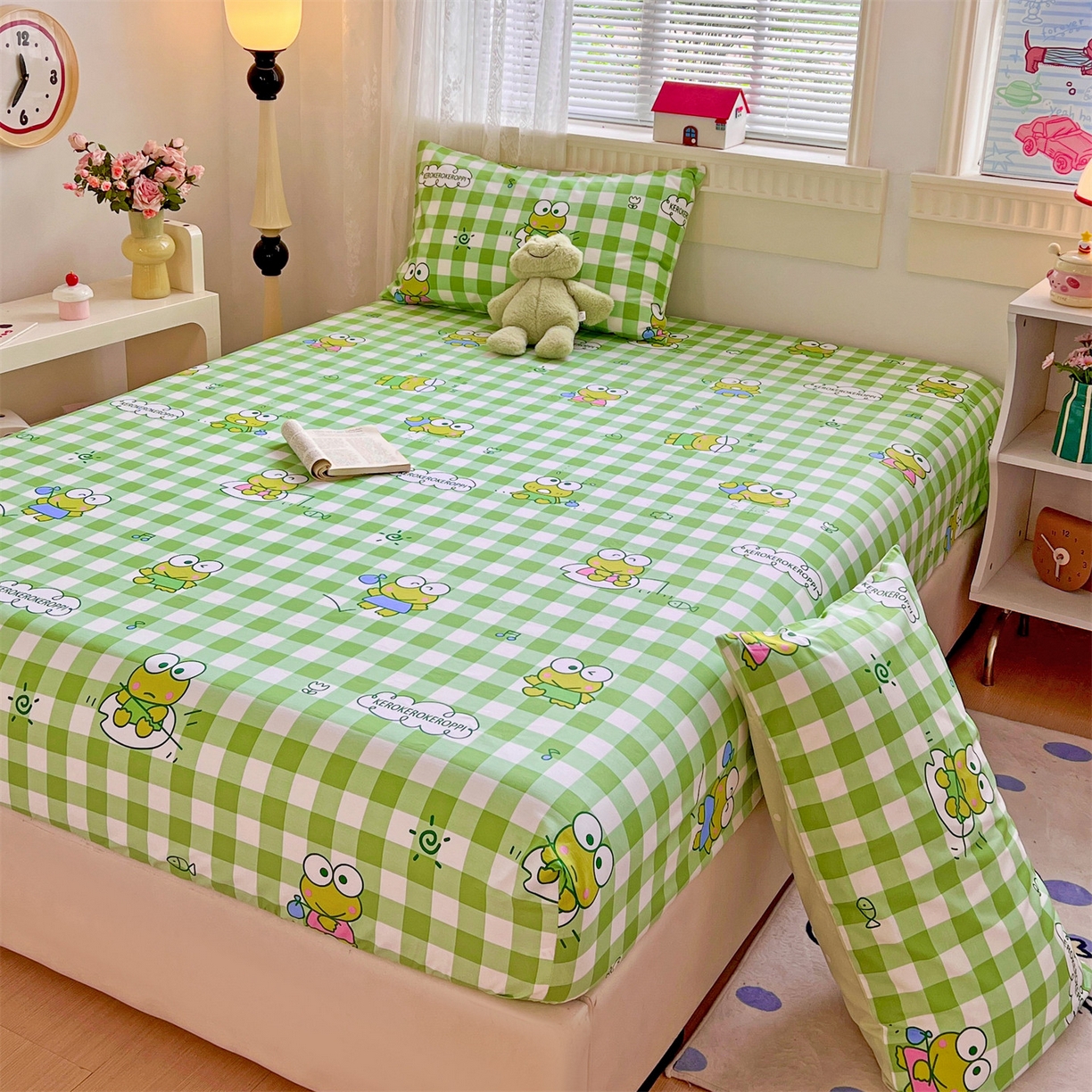 91家纺网 家纺一手货源 找家纺 名兮家居 2025新款全棉纯棉13372经典奥特曼-三丽鸥成人床床笠单件单床笠【含防伪标】 格子大眼蛙