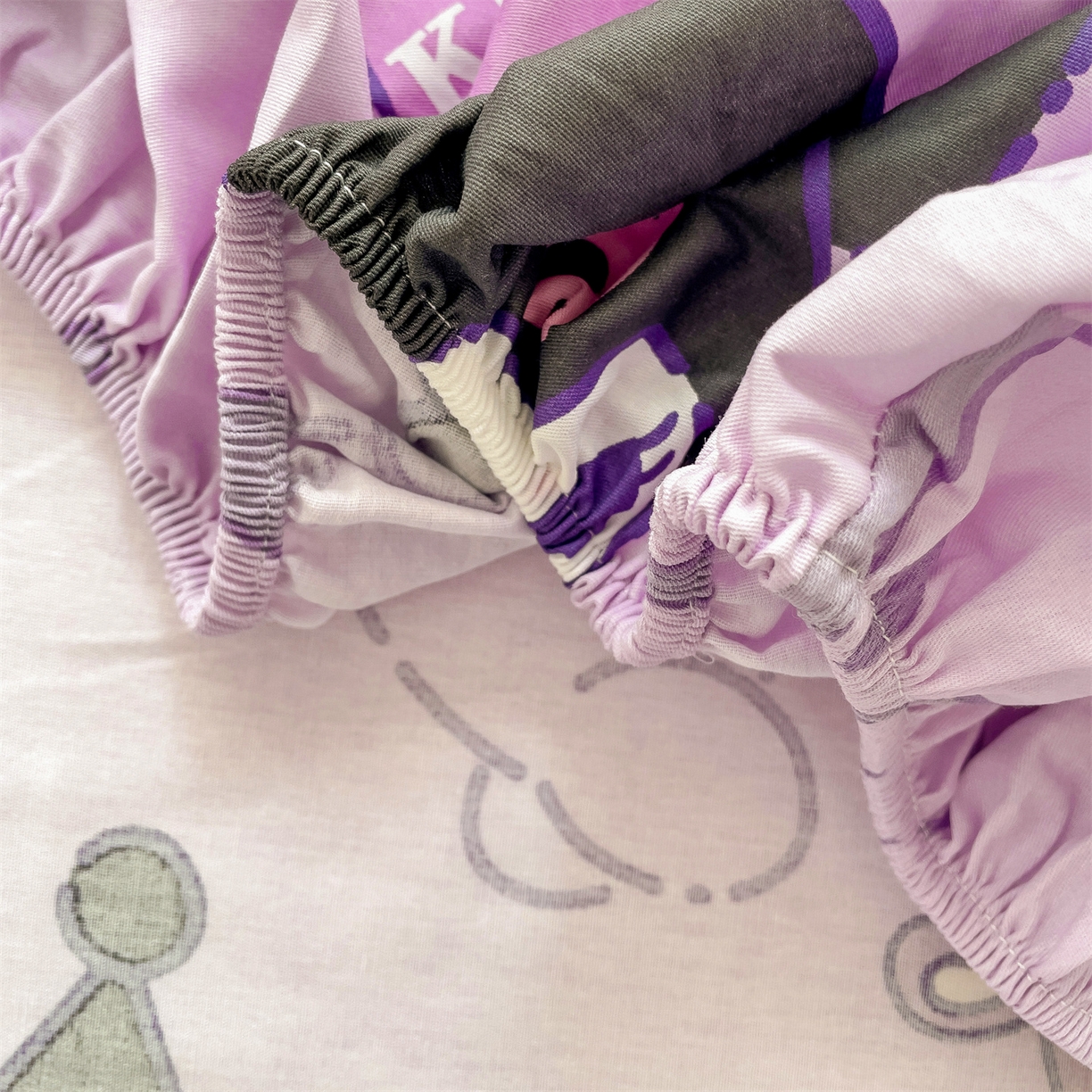 91家纺网 家纺一手货源 找家纺 名兮家居 2025新款全棉纯棉13372经典奥特曼-三丽鸥成人床床笠单件单床笠【含防伪标】 情书库洛米