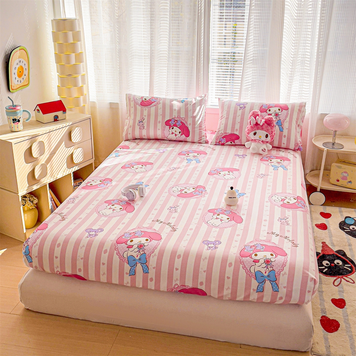 91家纺网 家纺一手货源 找家纺 名兮家居 2025新款全棉纯棉13372经典奥特曼-三丽鸥成人床床笠单件单床笠【含防伪标】 竖条美乐蒂