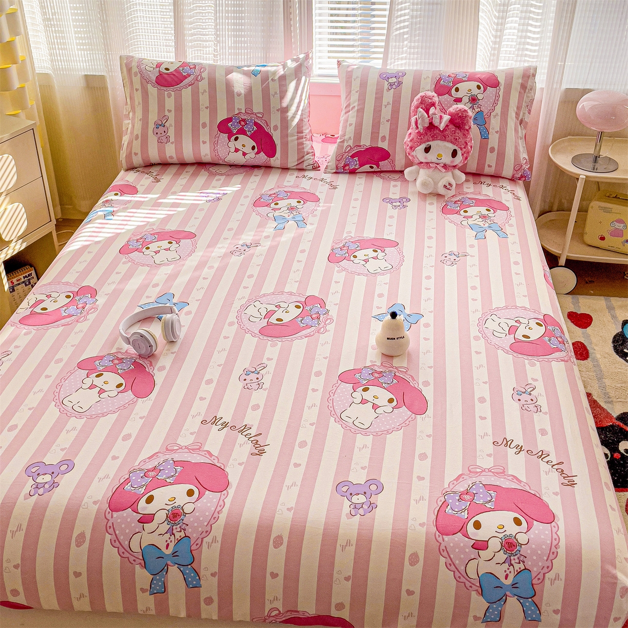 91家纺网 家纺一手货源 找家纺 名兮家居 2025新款全棉纯棉13372经典奥特曼-三丽鸥成人床床笠单件单床笠【含防伪标】 竖条美乐蒂