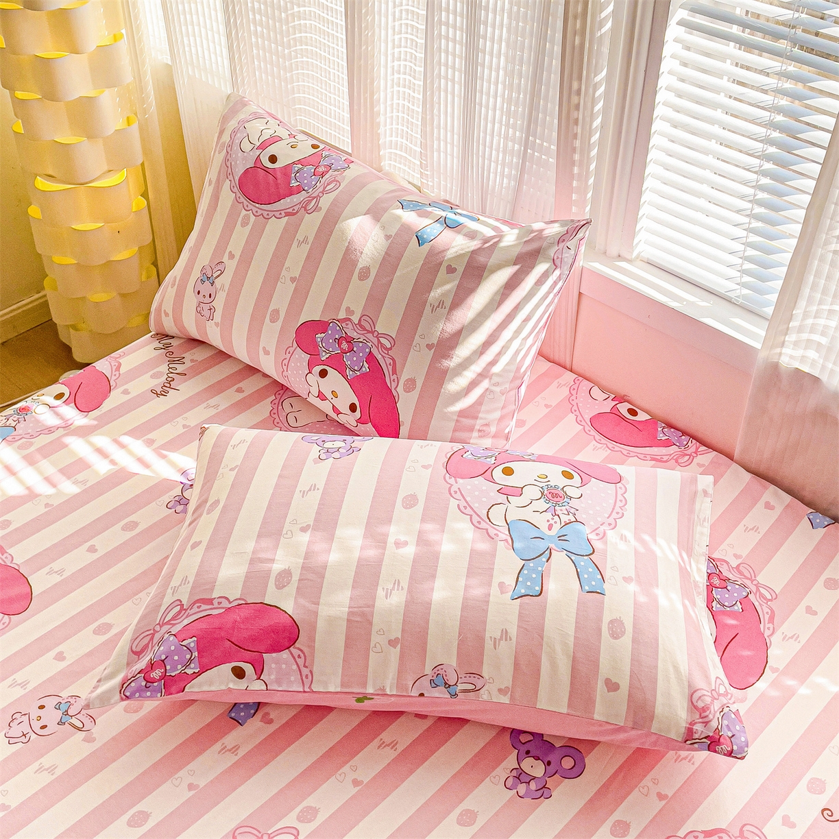 91家纺网 家纺一手货源 找家纺 名兮家居 2025新款全棉纯棉13372经典奥特曼-三丽鸥成人床床笠单件单床笠【含防伪标】 竖条美乐蒂