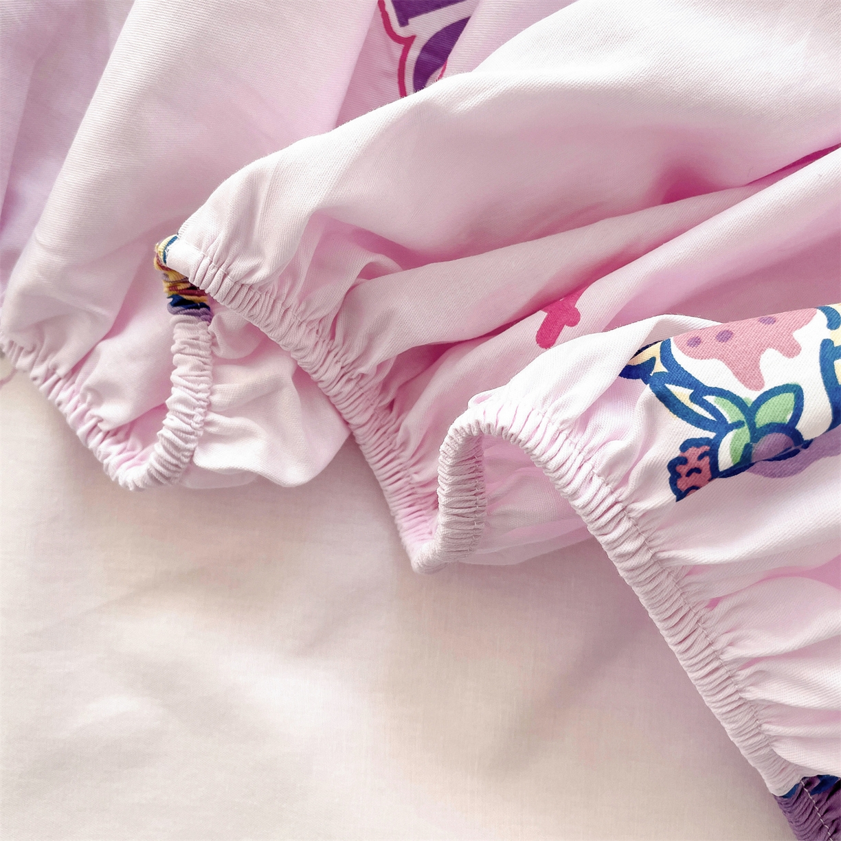 91家纺网 家纺一手货源 找家纺 名兮家居 2025新款全棉纯棉13372经典奥特曼-三丽鸥成人床床笠单件单床笠【含防伪标】 甜筒库洛米