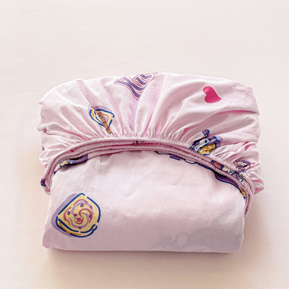 91家纺网 家纺一手货源 找家纺 名兮家居 2025新款全棉纯棉13372经典奥特曼-三丽鸥成人床床笠单件单床笠【含防伪标】 甜筒库洛米