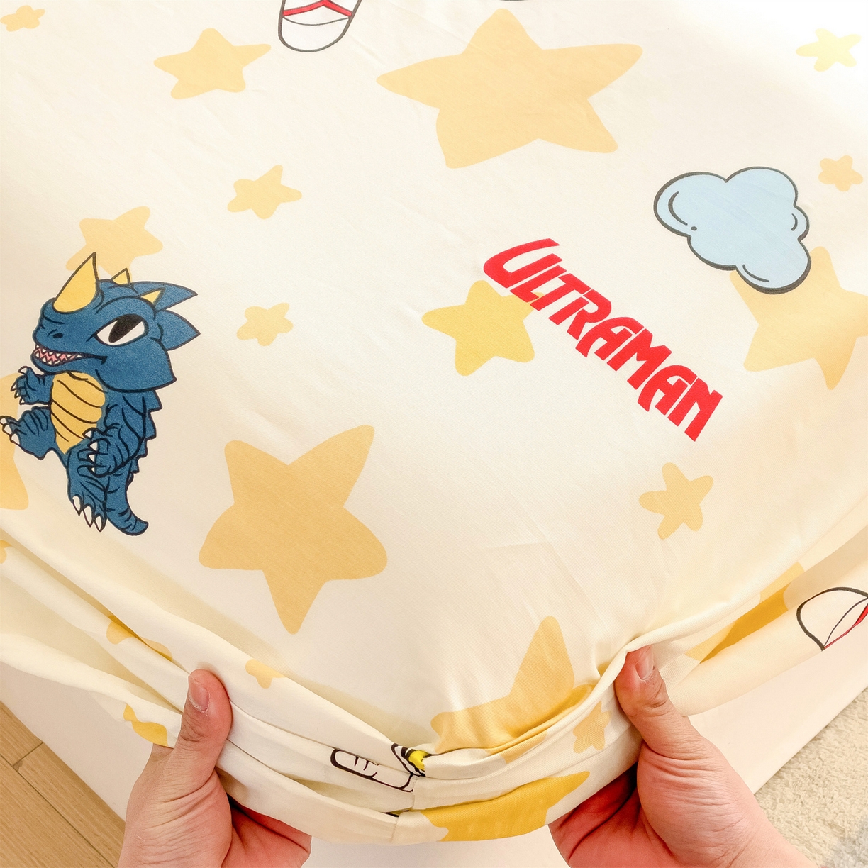 91家纺网 家纺一手货源 找家纺 名兮家居 2025新款全棉纯棉13372经典奥特曼-三丽鸥成人床床笠单件单床笠【含防伪标】 星星奥特曼