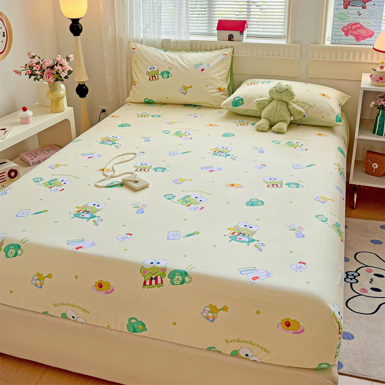 91家纺网 家纺一手货源 找家纺 名兮家居 2025新款全棉纯棉13372经典奥特曼-三丽鸥成人床床笠单件单床笠【含防伪标】 悠闲大眼蛙