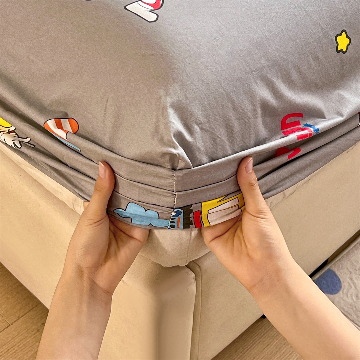 91家纺网 家纺一手货源 找家纺 名兮家居 2025新款全棉纯棉13372经典奥特曼-三丽鸥成人床床笠单件单床笠【含防伪标】 宇宙小分队