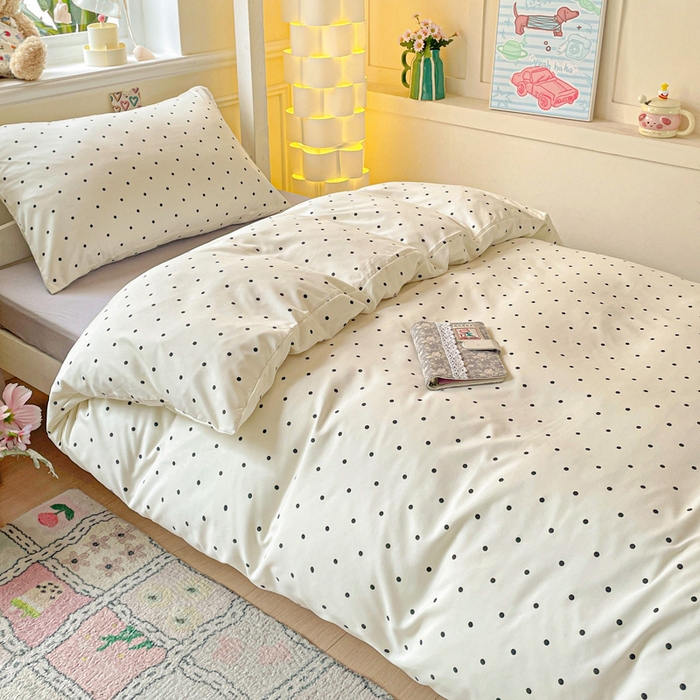 91家纺网 家纺一手货源 找家纺 2025直播云感学生宿舍床四件套水洗棉简约风小碎花被套床笠三四件套—单被套 白波点