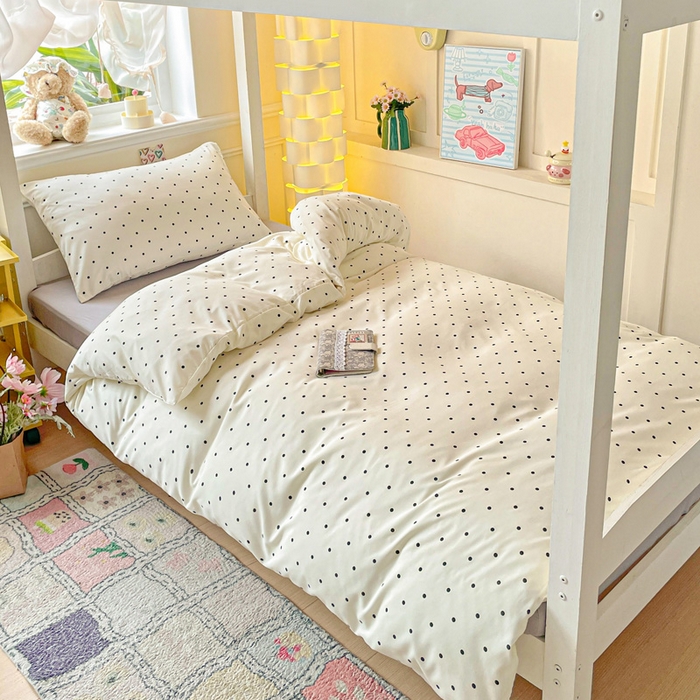 91家纺网 家纺一手货源 找家纺 2025直播云感学生宿舍床四件套水洗棉简约风小碎花被套床笠三四件套—单被套 白波点