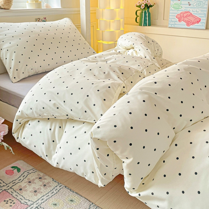 91家纺网 家纺一手货源 找家纺 2025直播云感学生宿舍床四件套水洗棉简约风小碎花被套床笠三四件套—单被套 白波点