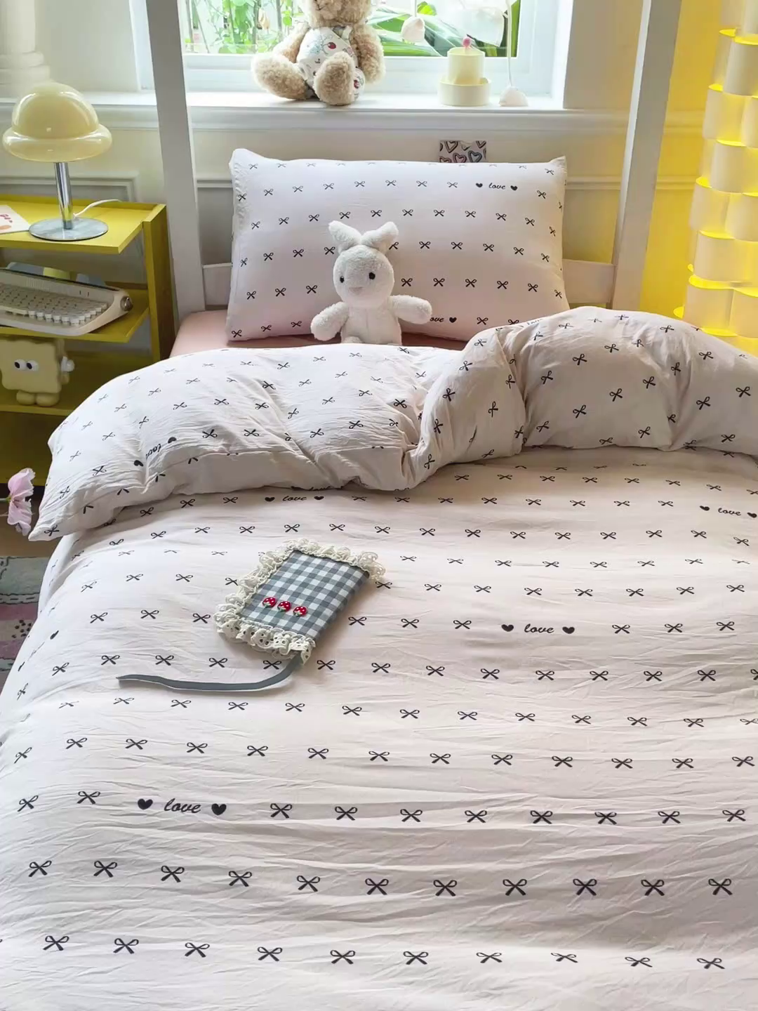 91家纺网 家纺一手货源 找家纺 2025直播云感学生宿舍床四件套水洗棉简约风小碎花被套床笠三四件套—单被套 蝴蝶结