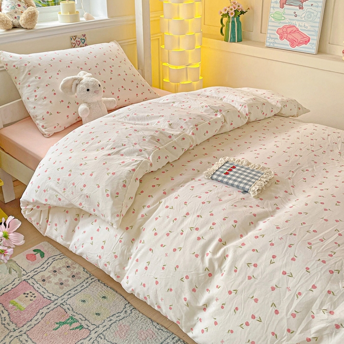 91家纺网 家纺一手货源 找家纺 2025直播云感学生宿舍床四件套水洗棉简约风小碎花被套床笠三四件套—单被套 花语