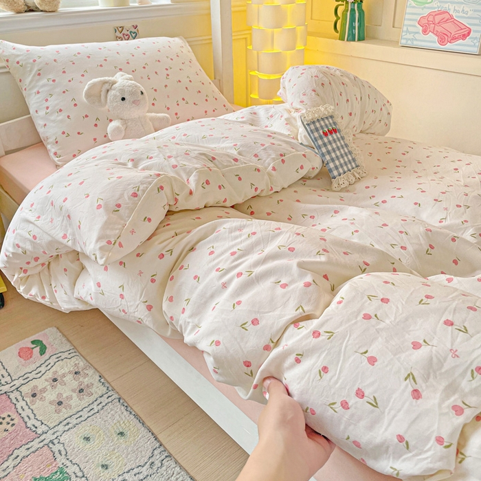 91家纺网 家纺一手货源 找家纺 2025直播云感学生宿舍床四件套水洗棉简约风小碎花被套床笠三四件套—单被套 花语