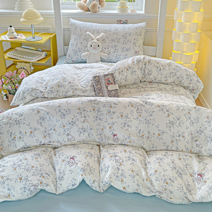 91家纺网 家纺一手货源 找家纺 2025直播云感学生宿舍床四件套水洗棉简约风小碎花被套床笠三四件套—单被套 秘境兔