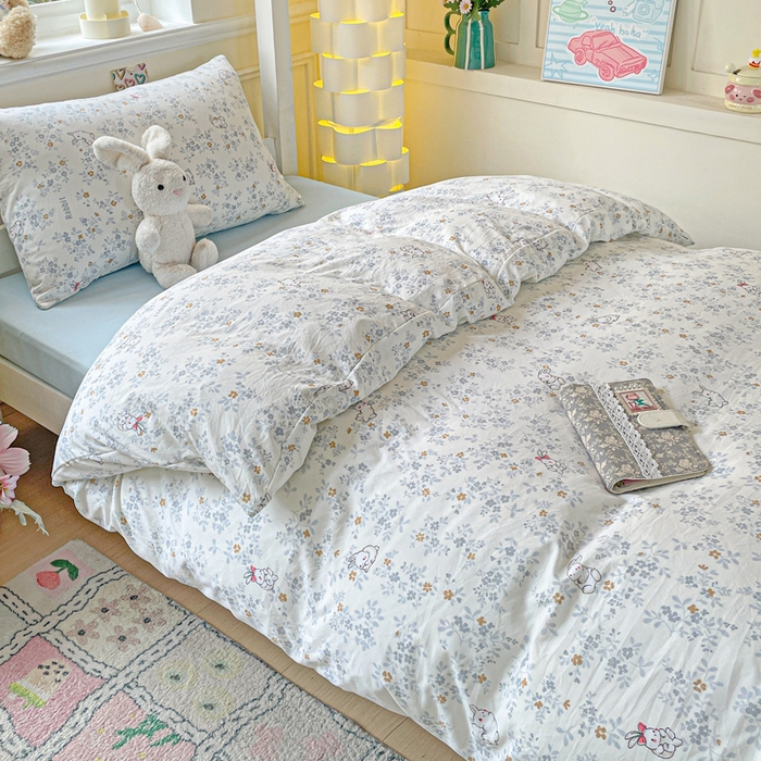 91家纺网 家纺一手货源 找家纺 2025直播云感学生宿舍床四件套水洗棉简约风小碎花被套床笠三四件套—单被套 秘境兔